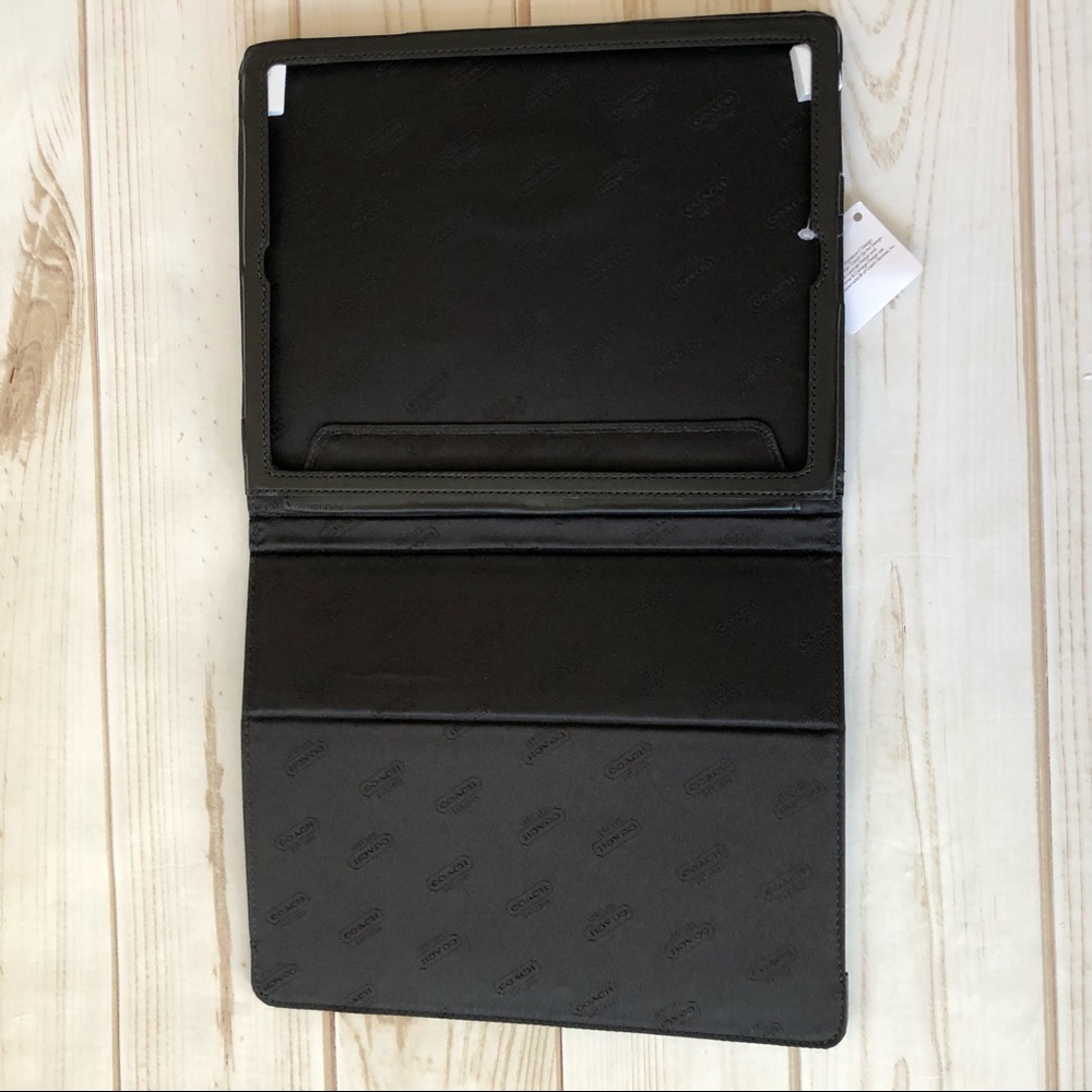 NWT Coach tablet case - Picture 2 of 3